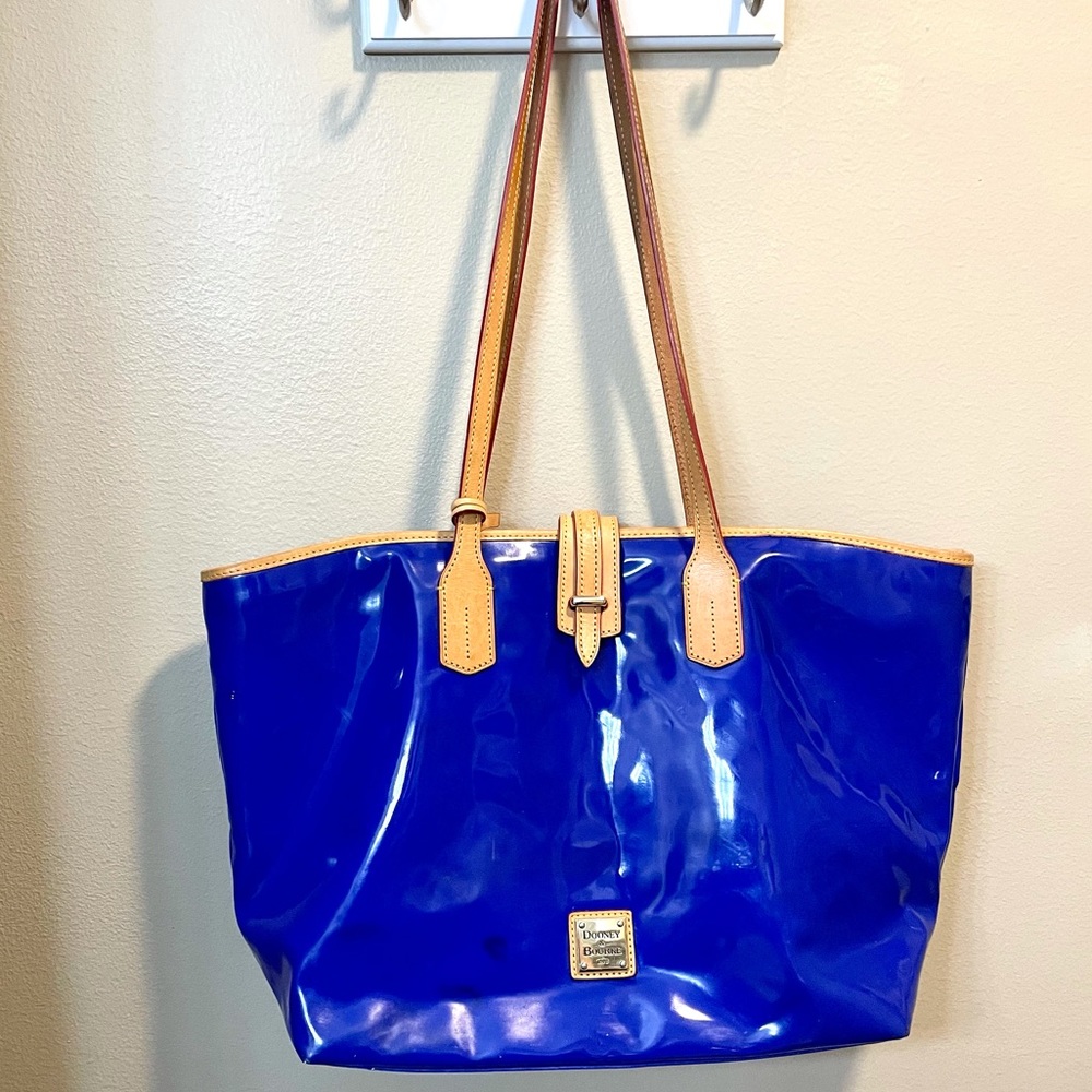 Dooney & Bourke XL oversized Patent Leather Blue Shoulder Tote Handbag